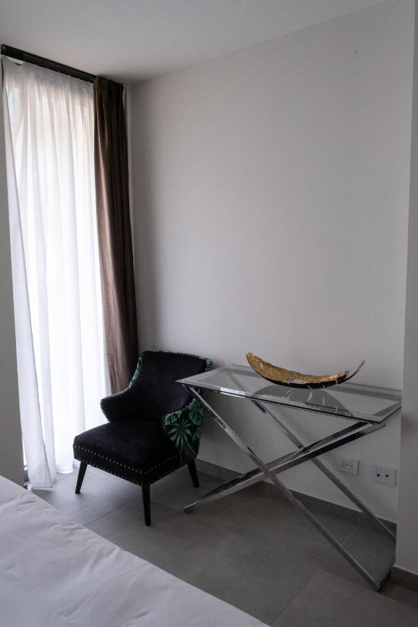Unica Suites Milano Екстер'єр фото
